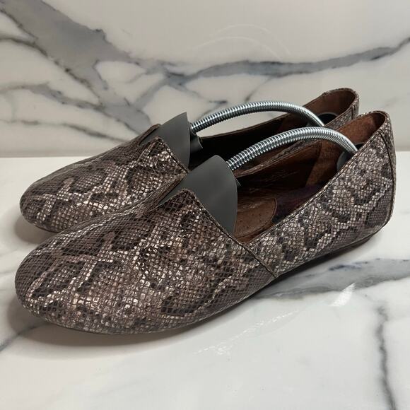 Born Women's Reptile Leather Driving Shoes Slip On Comfort Loafers Sz 11 EUC - Picture 4 of 8